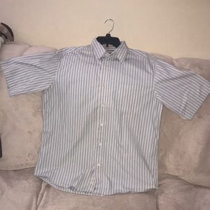 Covington large light grey with blue stripes button down 💕